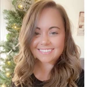 Meet your Posher, Stefanie